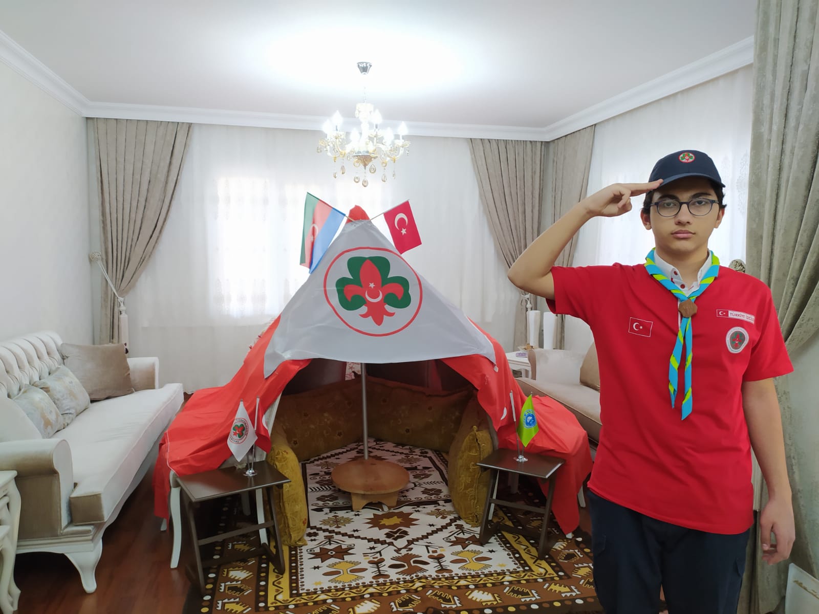EVDE İZCİ KAMPIMIZ BAŞLAMIŞTIR.