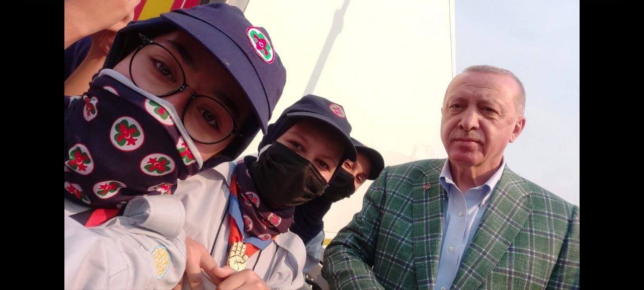 TÜRKİYE İZCİLERİ !