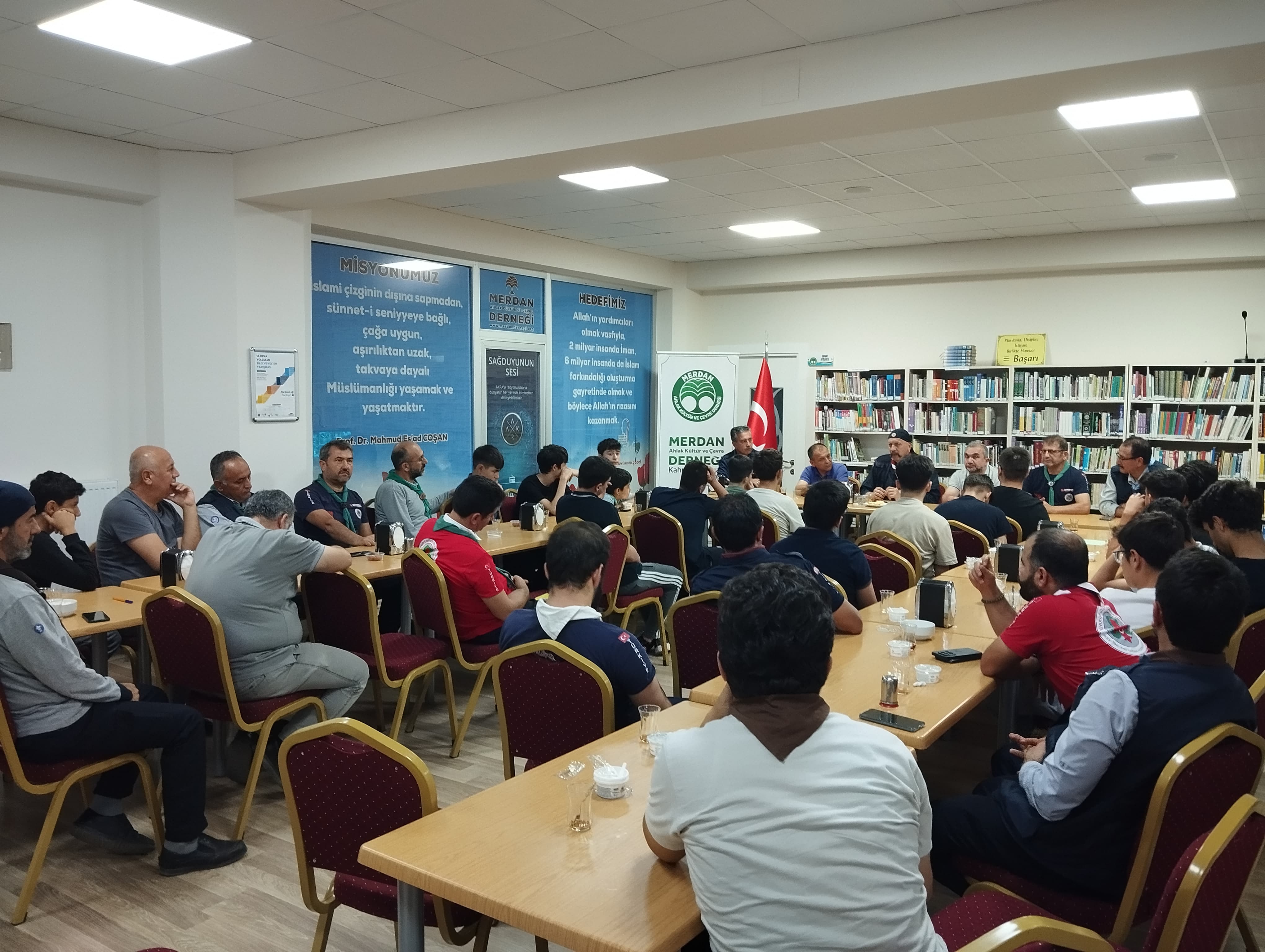 KAHRAMANMARAŞLI İZCİLERLE SOHBET