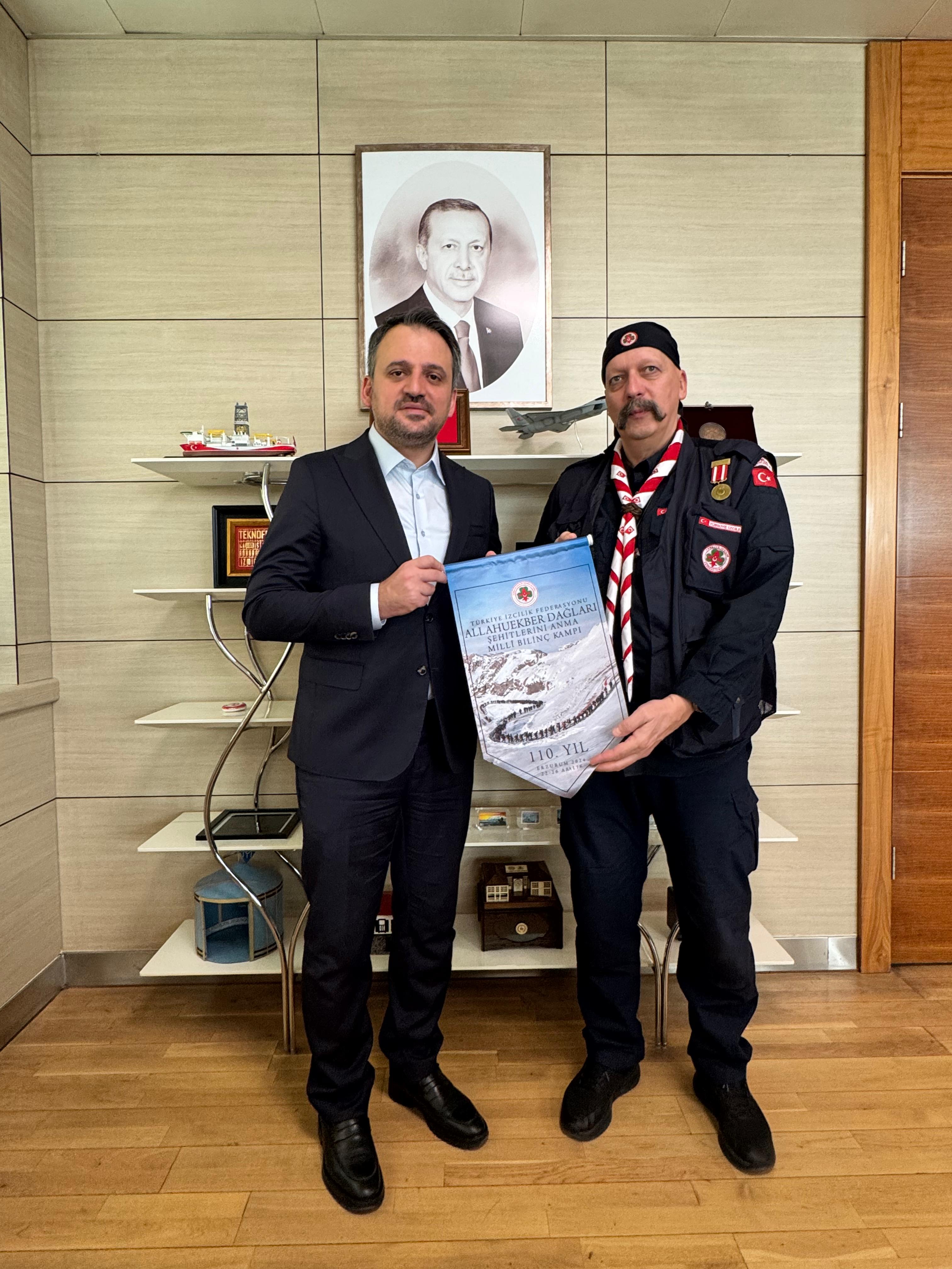 ZİYARET - T.C. GENÇLİK VE SPOR BAKANLIĞI